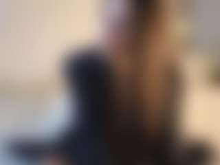 Live cam show with Fiilmee - Normal on SinfulBabes