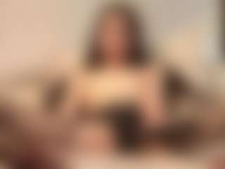 Live cam show with Fiilmee - College on Livezox