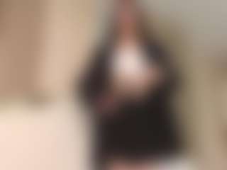 Live cam show with Fiilmee - Camel Toe on Camsoda