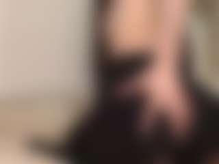 Live cam show with Fiilmee - Brown Hair on Camsoda