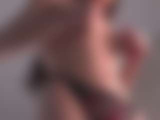 Live cam show with Fiilmee - Public Brown Hair on pussylord.com