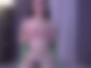 Live cam show with Fiilmee - Body Massage on Camsoda