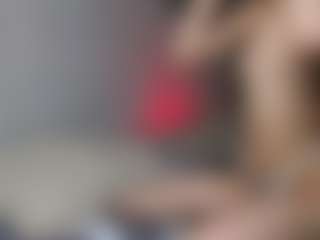 Live cam show with Fiilmee - Spank Brown Hair on Gym Cam Girls