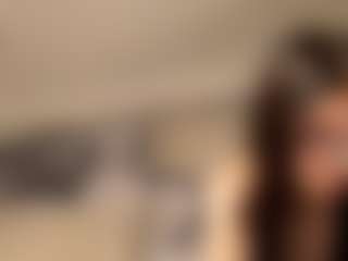Live cam show with Fiilmee - Camel Toe on intimatelivegirls.com