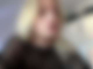 FreddaChase's Live Sex Cam Show