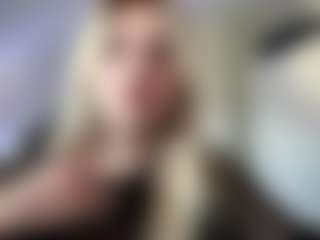 Live cam show with FreddaChase - Natural on Soda Cam