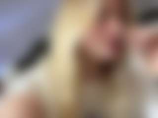 FreddaChase's Live Sex Cam Show