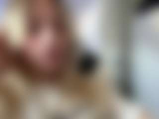 FreddaChase's Live Sex Cam Show