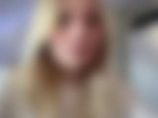 FreddaChase's Live Sex Cam Show