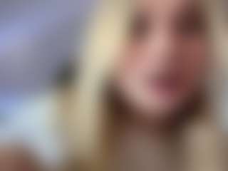 FreddaChase's Live Sex Cam Show