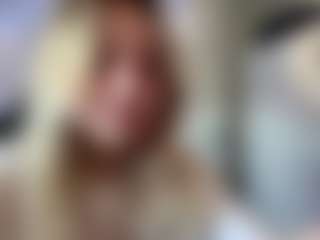 FreddaChase's Live Sex Cam Show