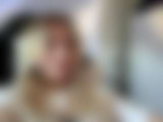 FreddaChase's Live Sex Cam Show
