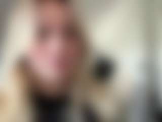 FreddaChase's Live Sex Cam Show
