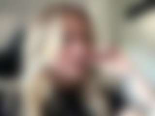 FreddaChase's Live Sex Cam Show