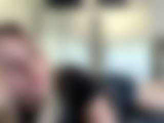 FreddaChase's Live Sex Cam Show