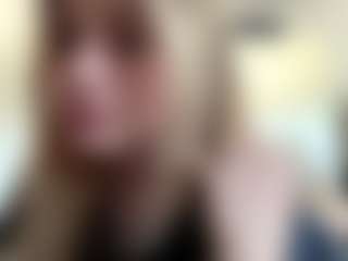 FreddaChase's Live Sex Cam Show