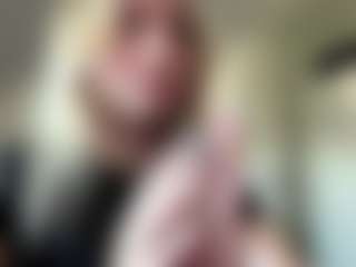 FreddaChase's Live Sex Cam Show