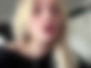 FreddaChase's Live Sex Cam Show