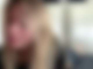 Live cam show with FreddaChase - Gamer Athletic on Camming Site