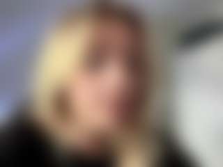 Live cam show with FreddaChase - Dildo on xxxlivecams.org