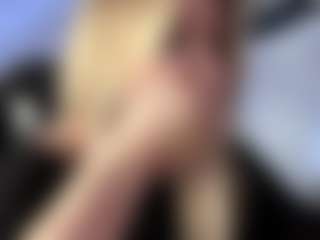 FreddaChase's Live Sex Cam Show