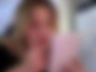 FreddaChase's Live Sex Cam Show