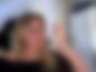 FreddaChase's Live Sex Cam Show