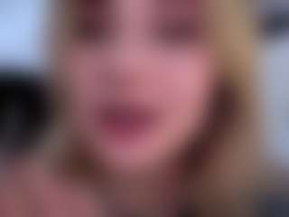 Live cam show with FreddaChase - College on Uber Horny