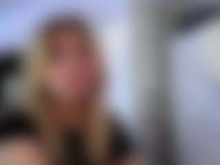 Live cam show with FreddaChase - Facial Piercings on liverealitysex.com