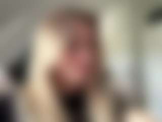 FreddaChase's Live Sex Cam Show