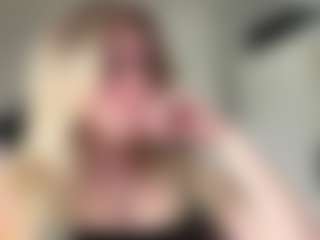 FreddaChase's Live Sex Cam Show