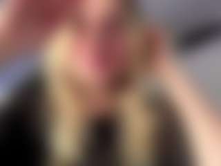 FreddaChase's Live Sex Cam Show
