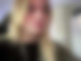 Live cam show with FreddaChase - Ahegao on AdultVida.com