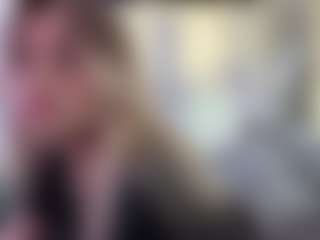 FreddaChase's Live Sex Cam Show