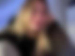 FreddaChase's Live Sex Cam Show