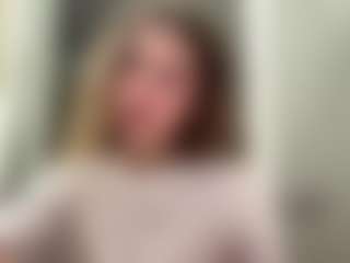 Zoe's Live Sex Cam Show