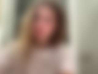 Live cam show with Zoe - Naturaleza on sexylive.show