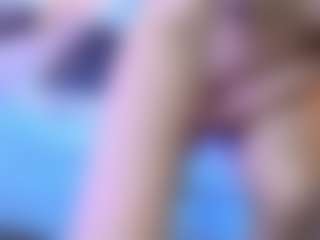 Live cam show with KylieSweett - New Sexwebcam on xplaylive.com