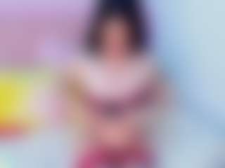 Live cam show with Lanaa-Brm - College on StripNow