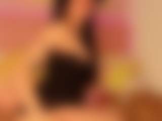 Live cam show with Lanaa-Brm - Fuck Machine on SxyPornLive