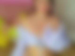 Lanaa-Brm's Live Sex Cam Show