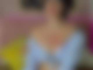 Live cam show with Lanaa-Brm - Small Tits Teen (18+) on Camsoda