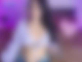 Live cam show with Lanaa-Brm - College on Camsoda