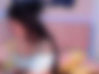 Live cam show with Lanaa-Brm - Normal on StripNow