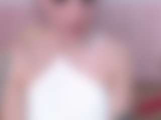 Live cam show with Lanaa-Brm - Fuck Machine on eurowanks.com