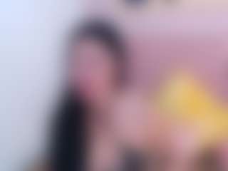 Live cam show with Lanaa-Brm - Fuck Machine on Camsoda