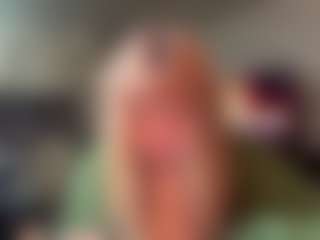 Live cam show with MarieKoshy - New Brown Eyes on livesuperchat.net