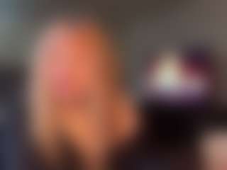 Live cam show with MarieKoshy - Dirty Talk on Cam Slut