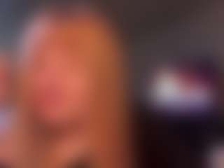 Live cam show with MarieKoshy - Brown Eyes Mature on Mixed Magazine Live