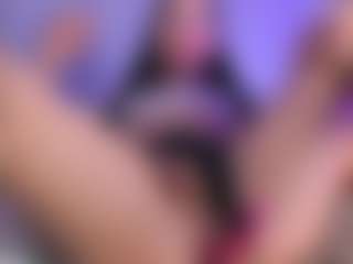 Live cam show with Mayfoxx06 - Teen (18+) on Soda Cam